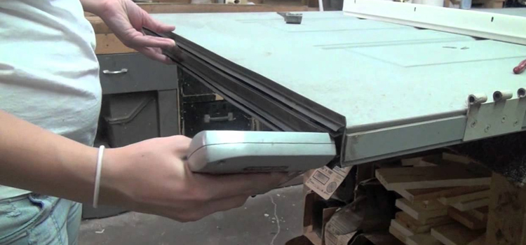 damaged steel door repair Buenaventura Lakes